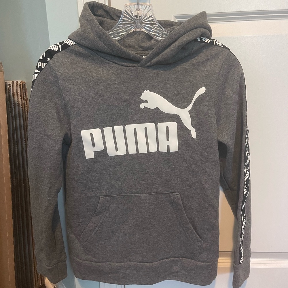 Kid Puma Hoodie Size M(10/12)